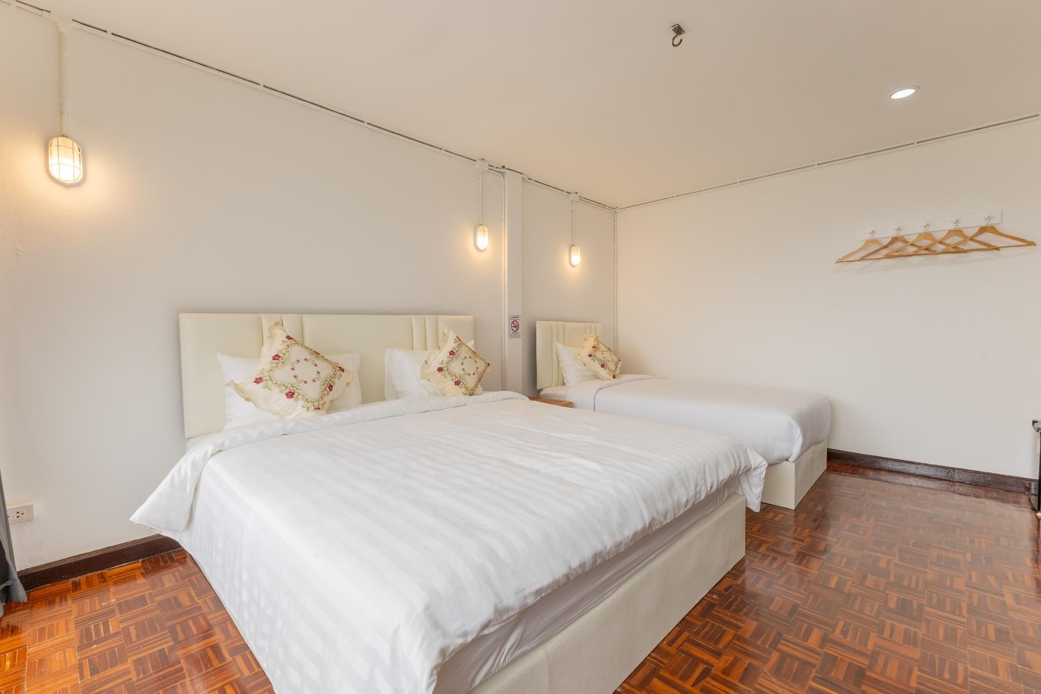 Superior Triple Room