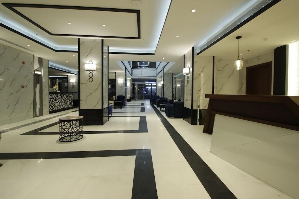 7df5f0834d0b644526a826557bc42b54