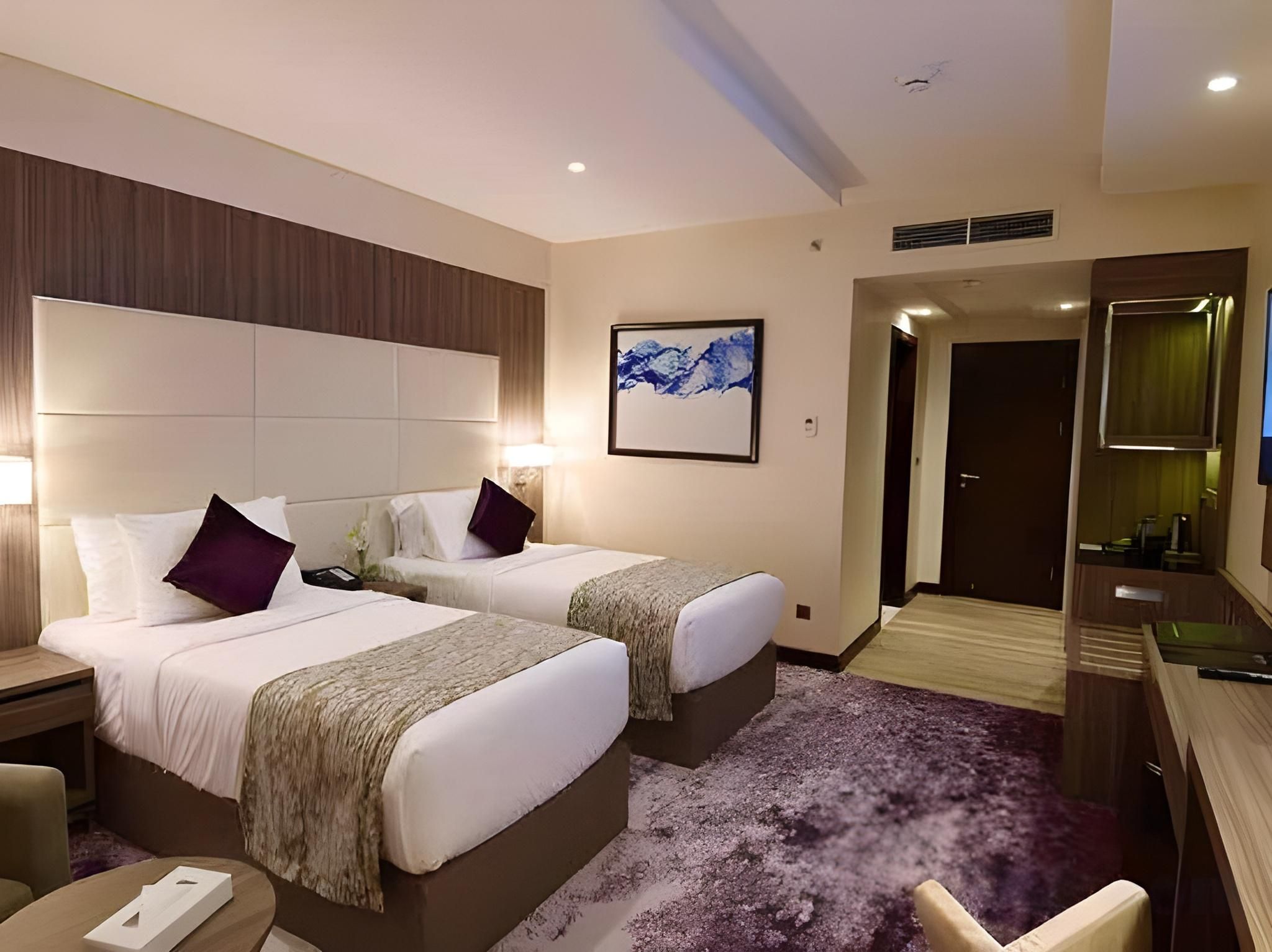Diplomatic Suite