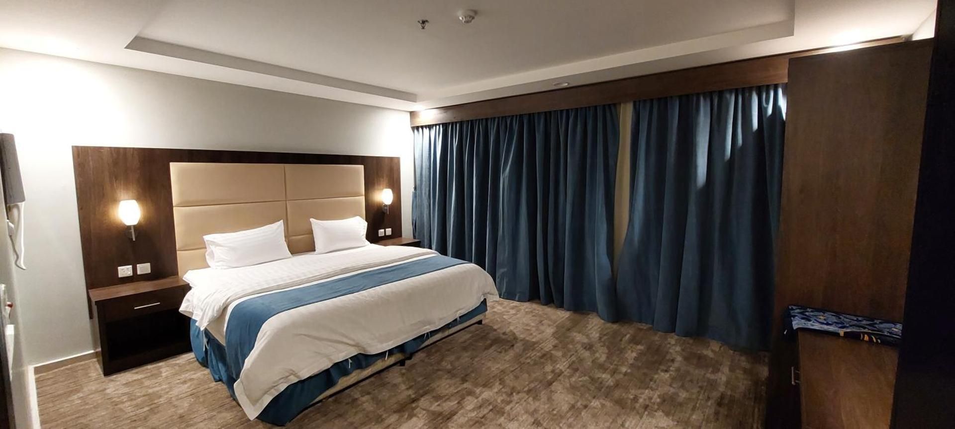 One Bedroom Apartment