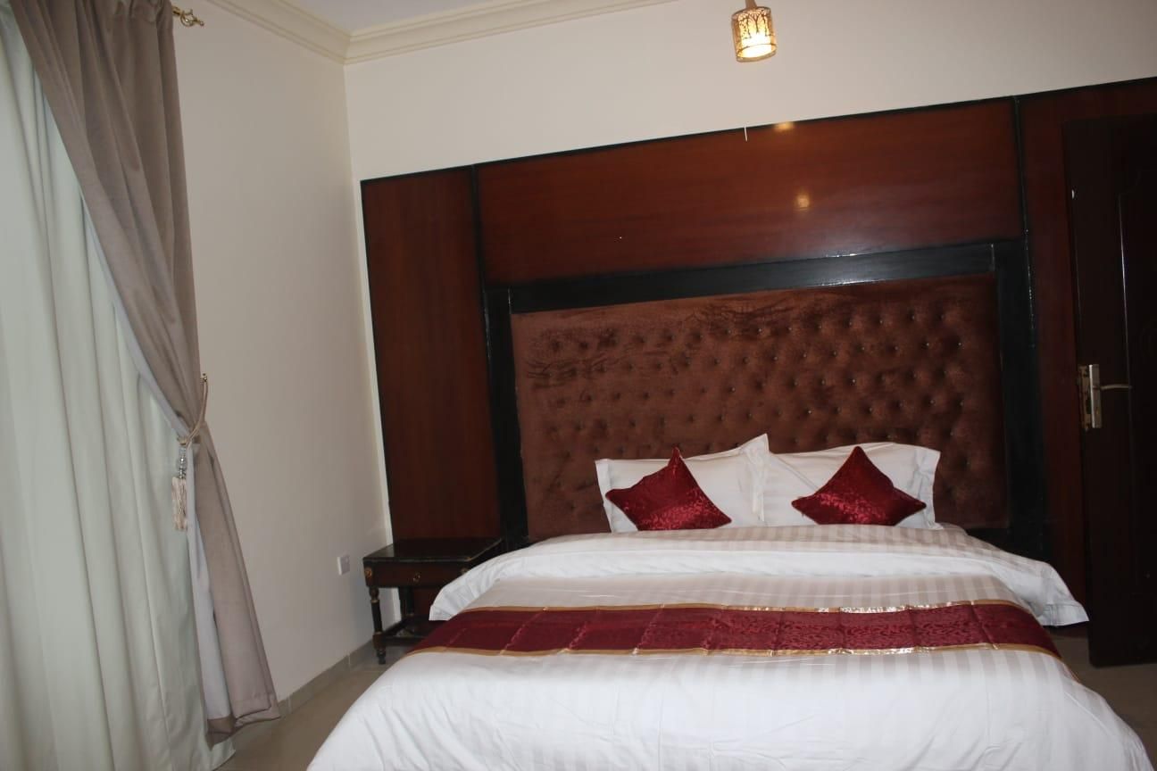 1-Bedroom Apartment