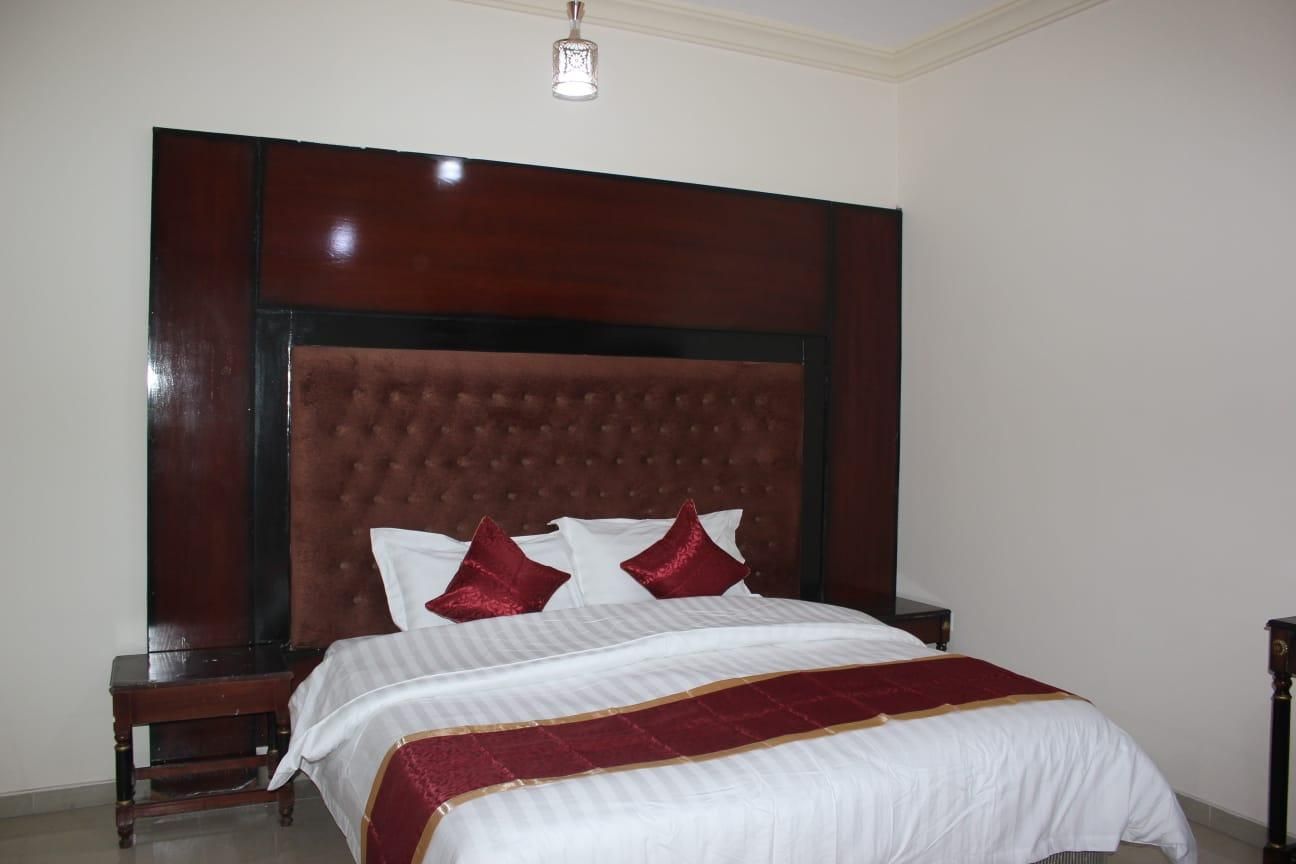 1-Bedroom Apartment
