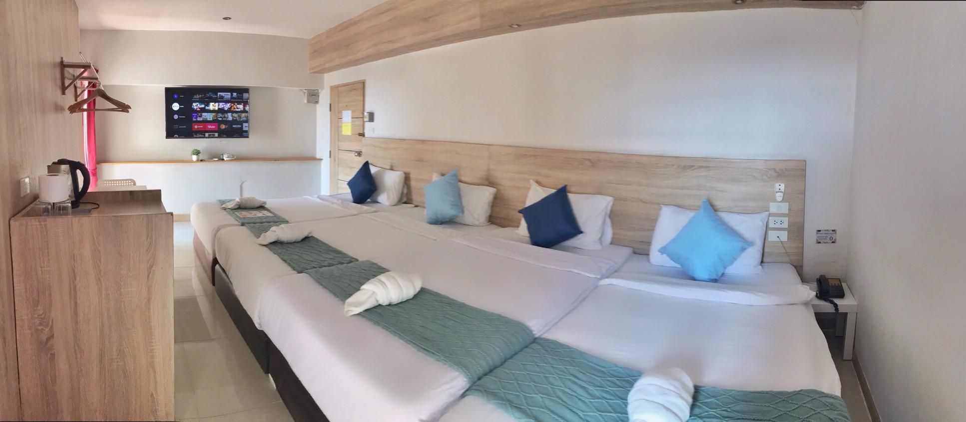 4 Single Beds