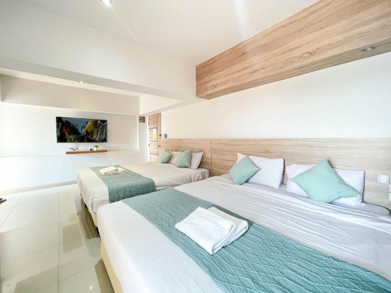 Family Room - 4 Adults
