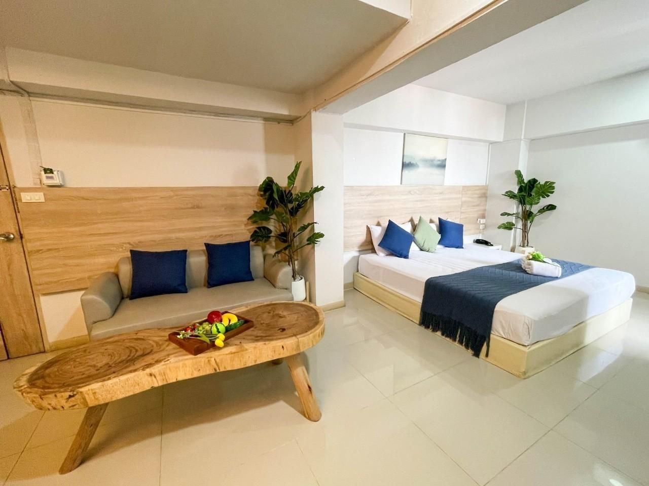 Premium Room, 1 King Bed
