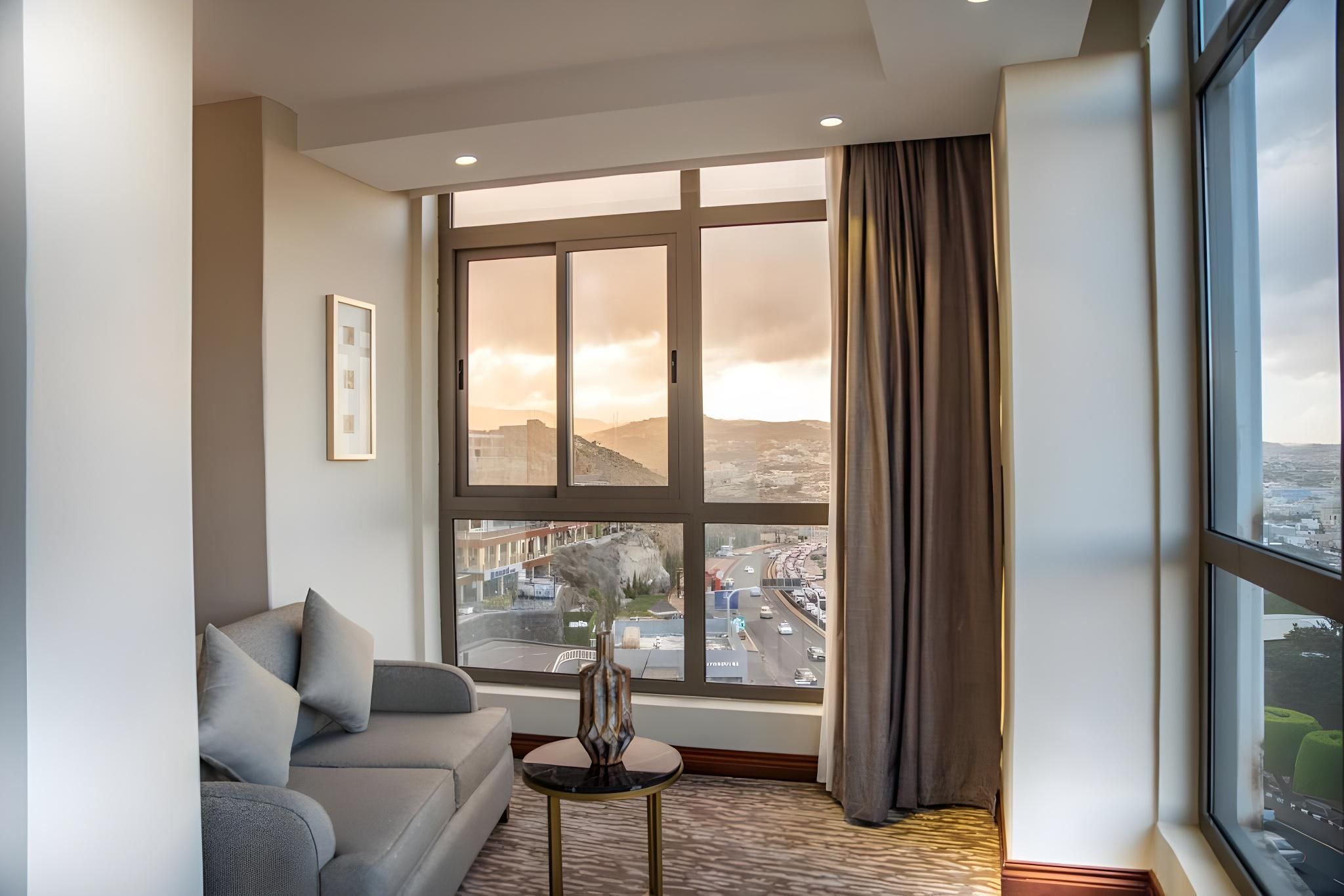 Panorama Room