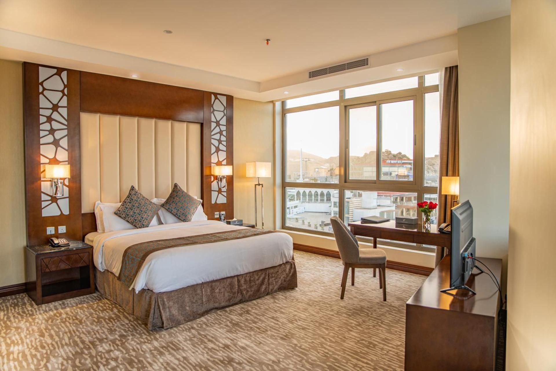 Deluxe King Room