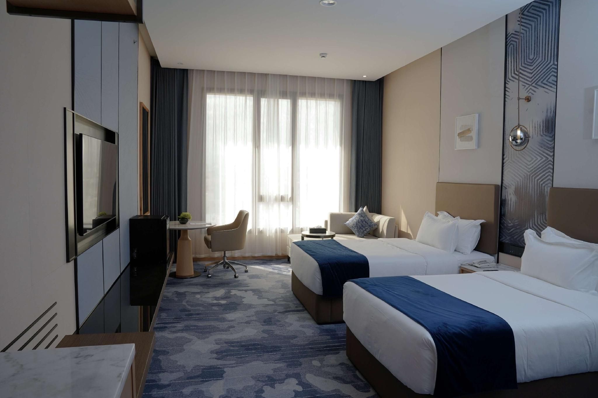 2 Single Beds, Smoking Room, Superior Room, Larger Room, Sitting Area, Air Conditioning