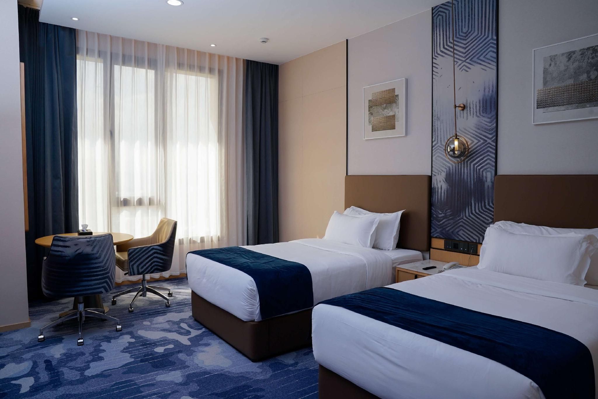 2 Single Beds, Smoking Room, Superior Room, Larger Room, Sitting Area, Air Conditioning