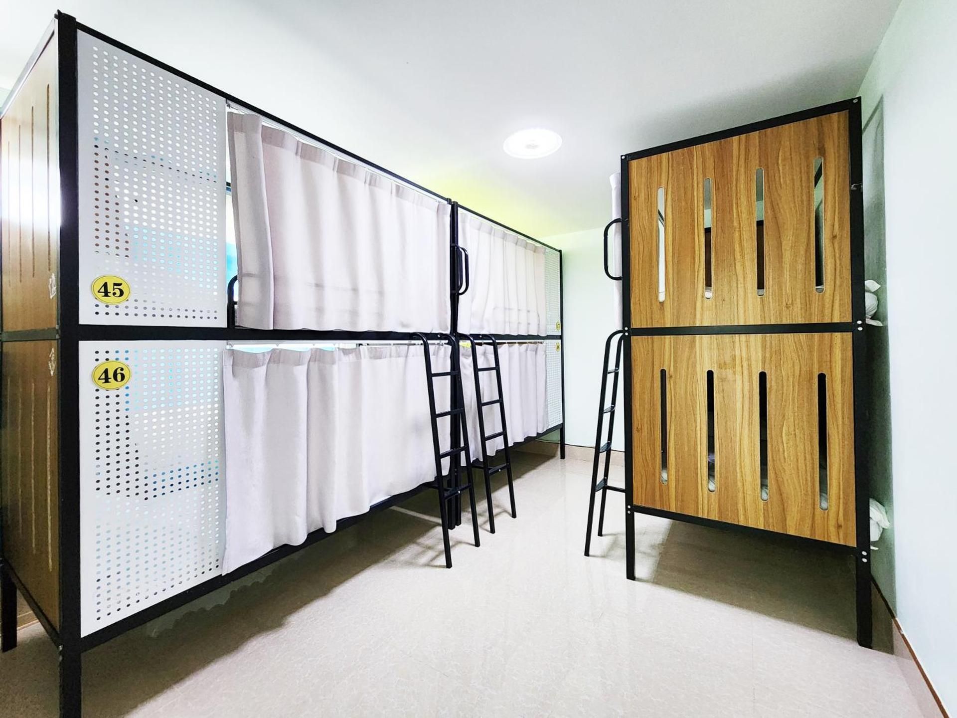 Bed in 6-Bed Mixed Dormitory Room