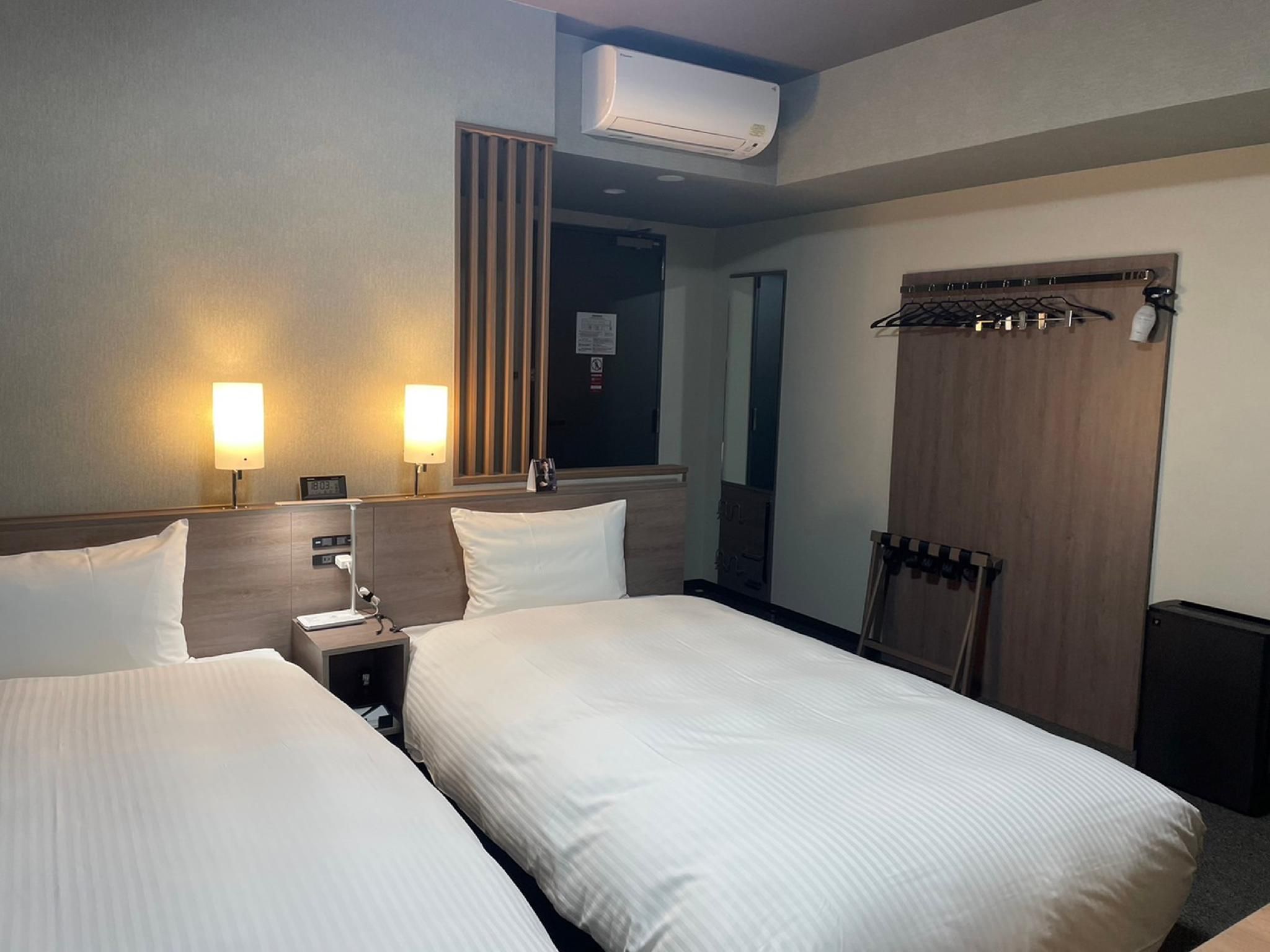 Comfort Twin Room - Non-Smoking