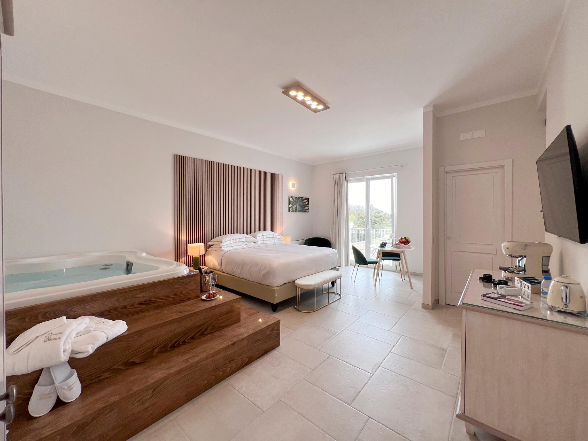 Dimora Bianca Luxury Suite - Breakfast Included