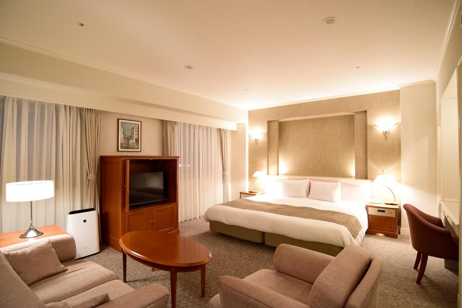 Royal Double Room - Non-Smoking