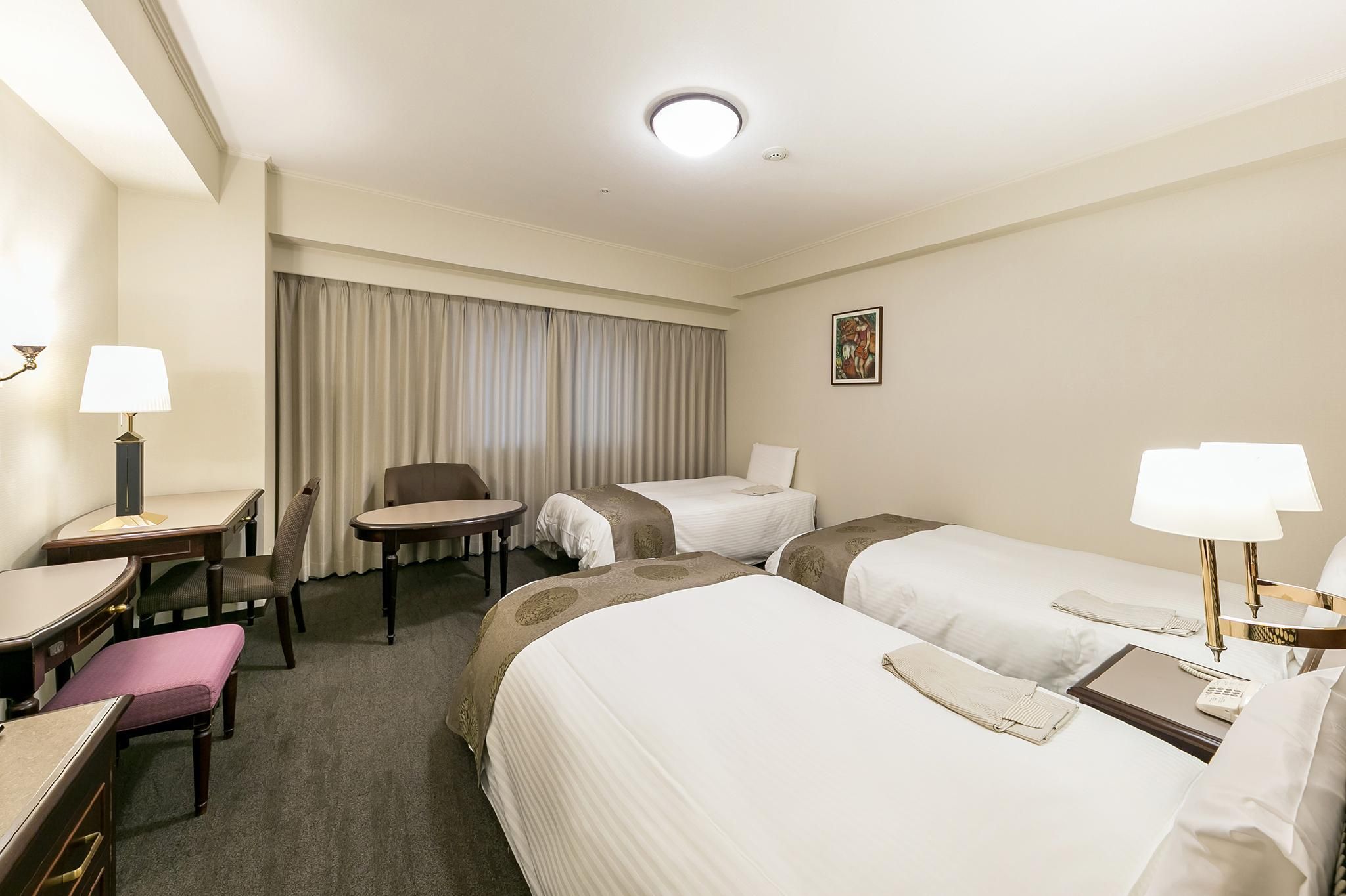 Triple Room - Smoking