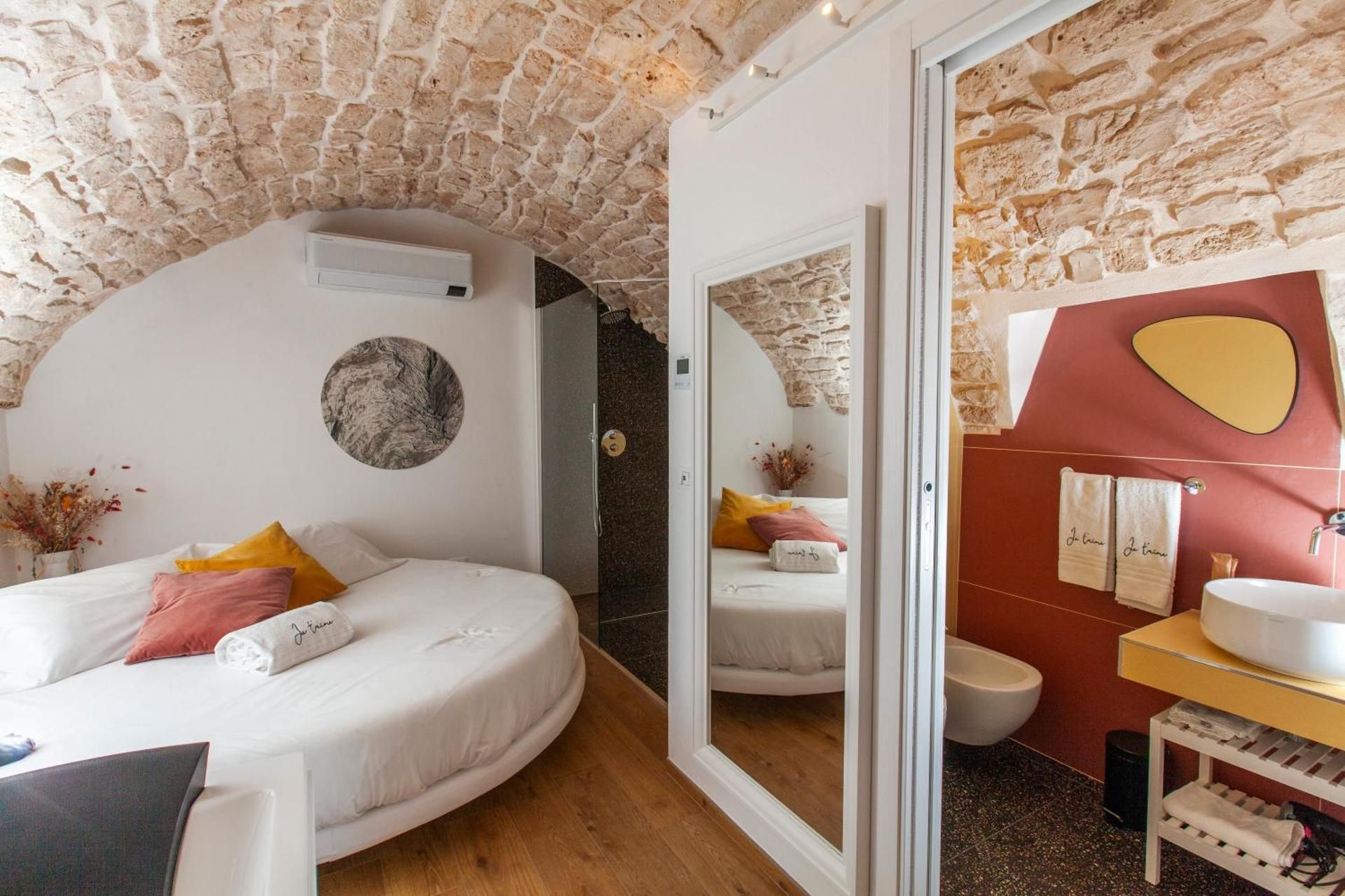 Double Room with Spa Bath