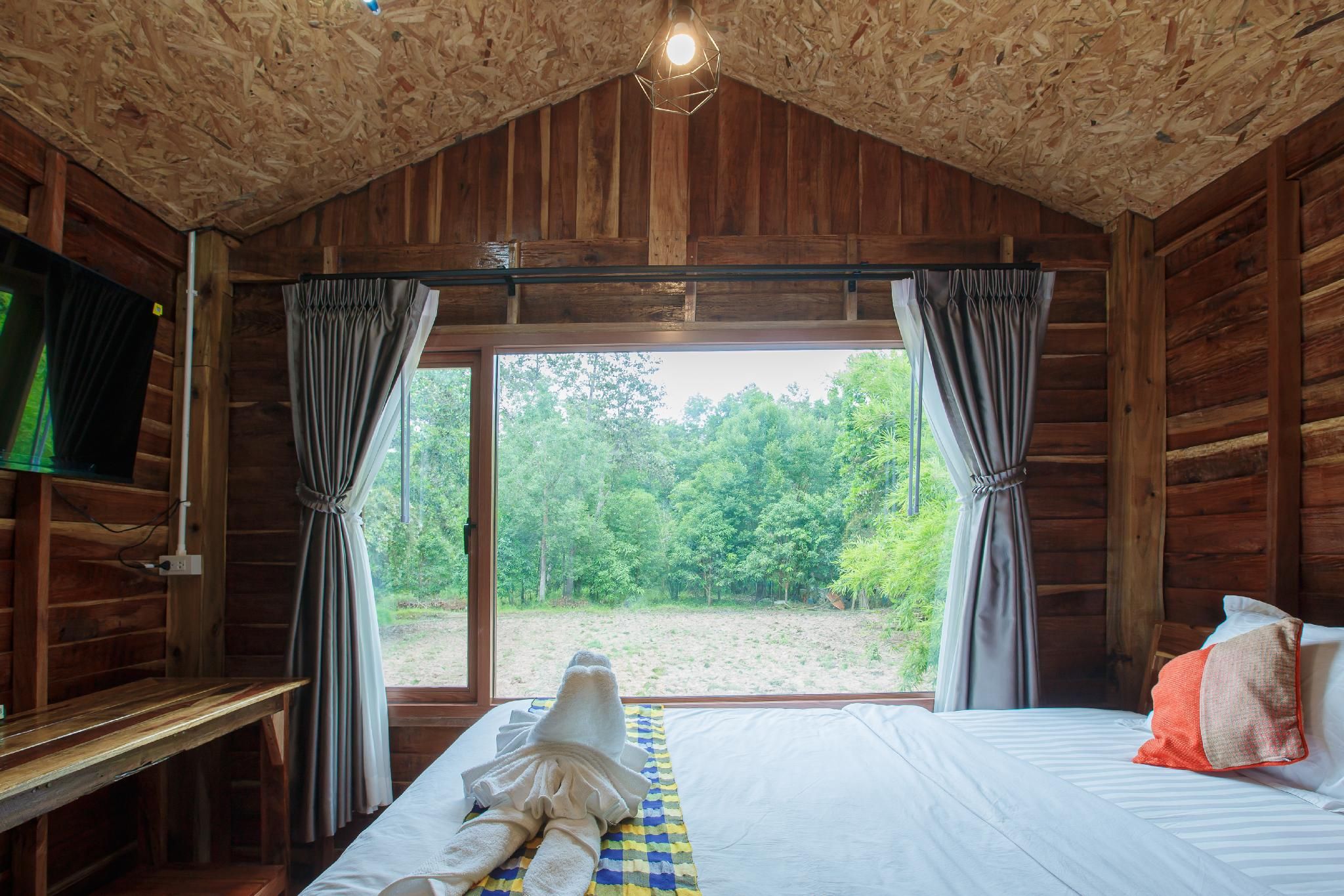 Ban Suan Kaew Kamphaeng Signature 2