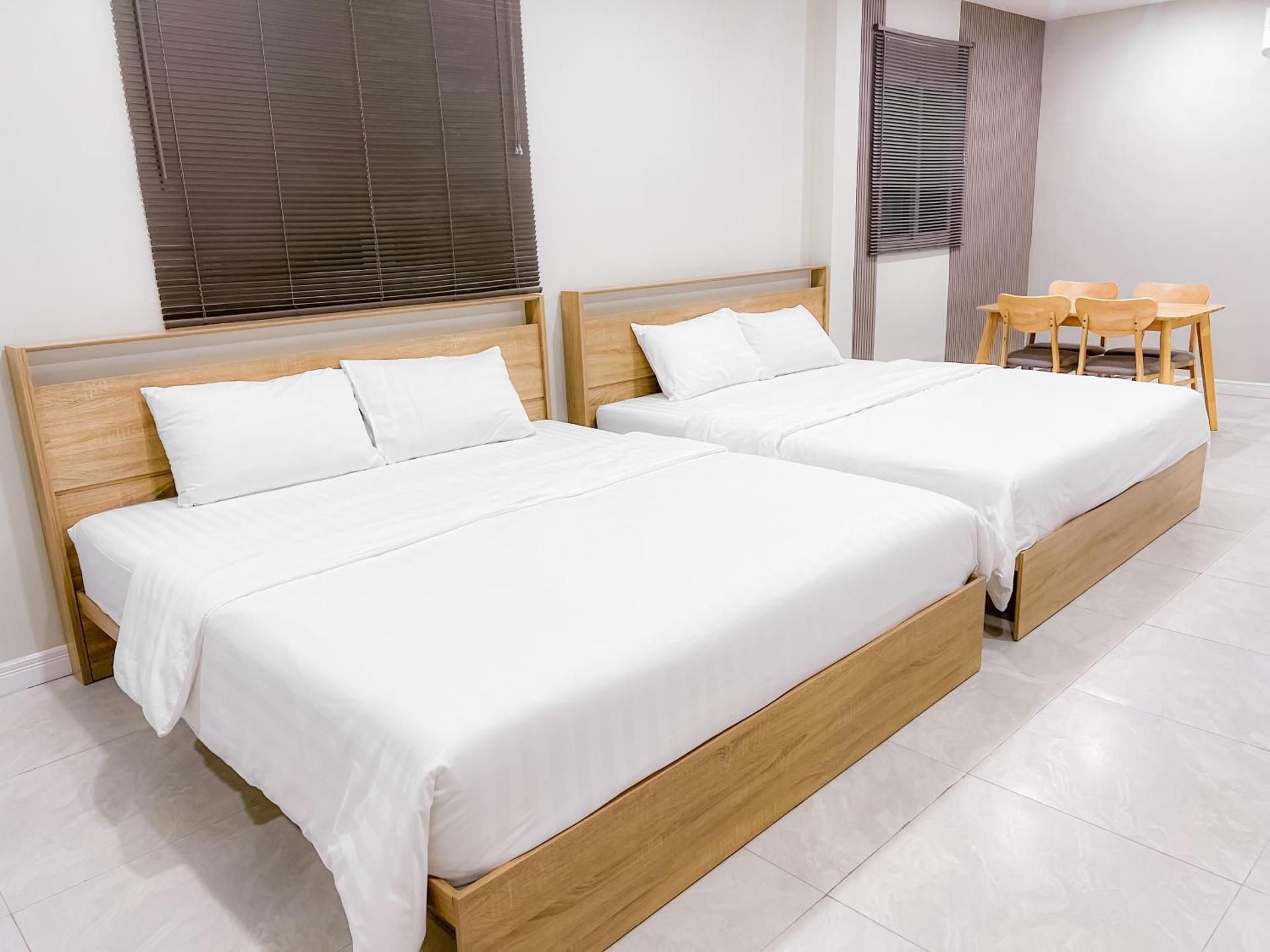 Large Double or Twin Room