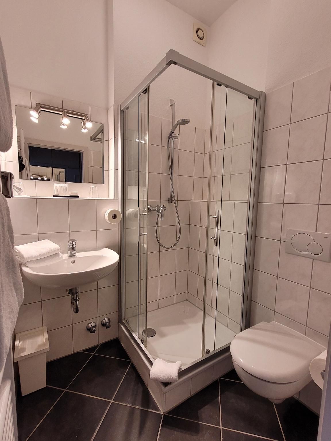 Friends Family Suite