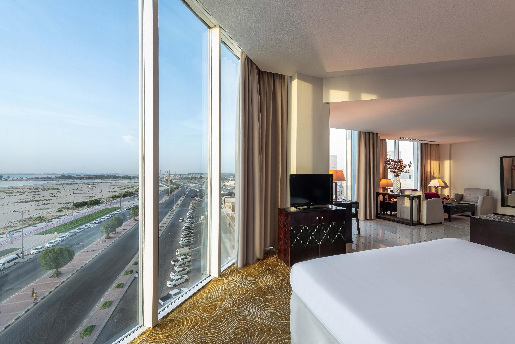 Presidential Suite Sea View King Bed