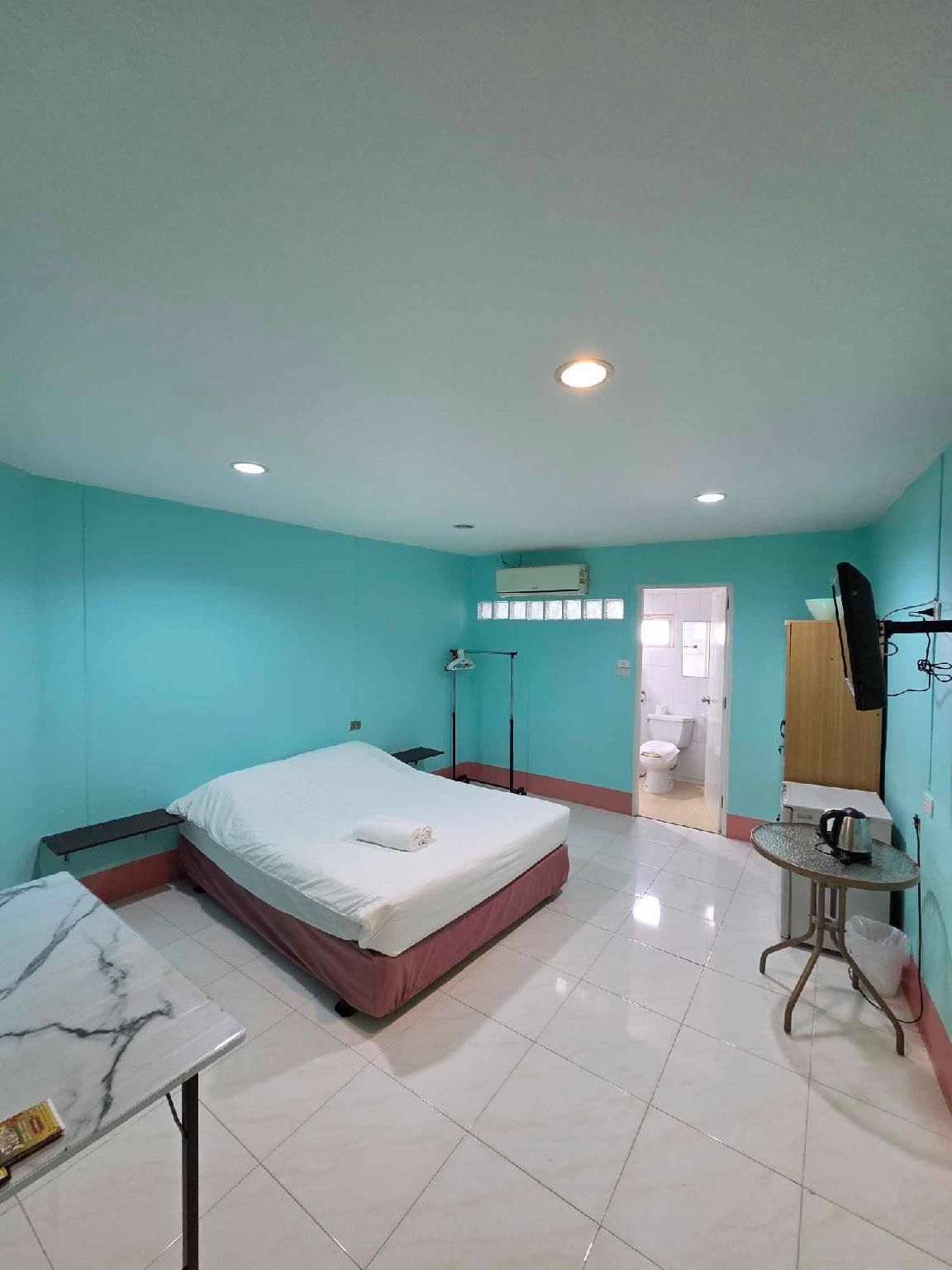 Standard Room without Window
