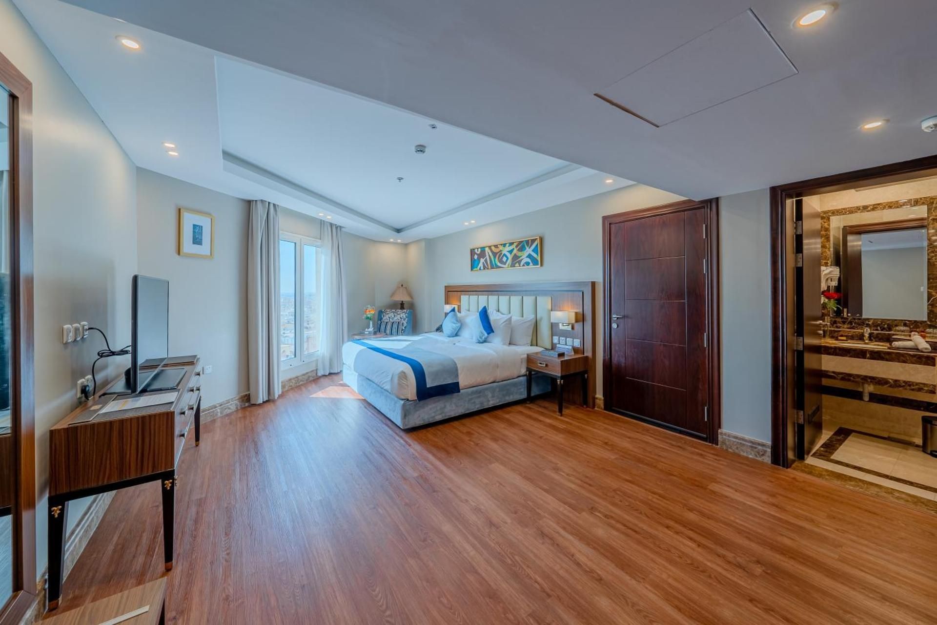 Superior King Room