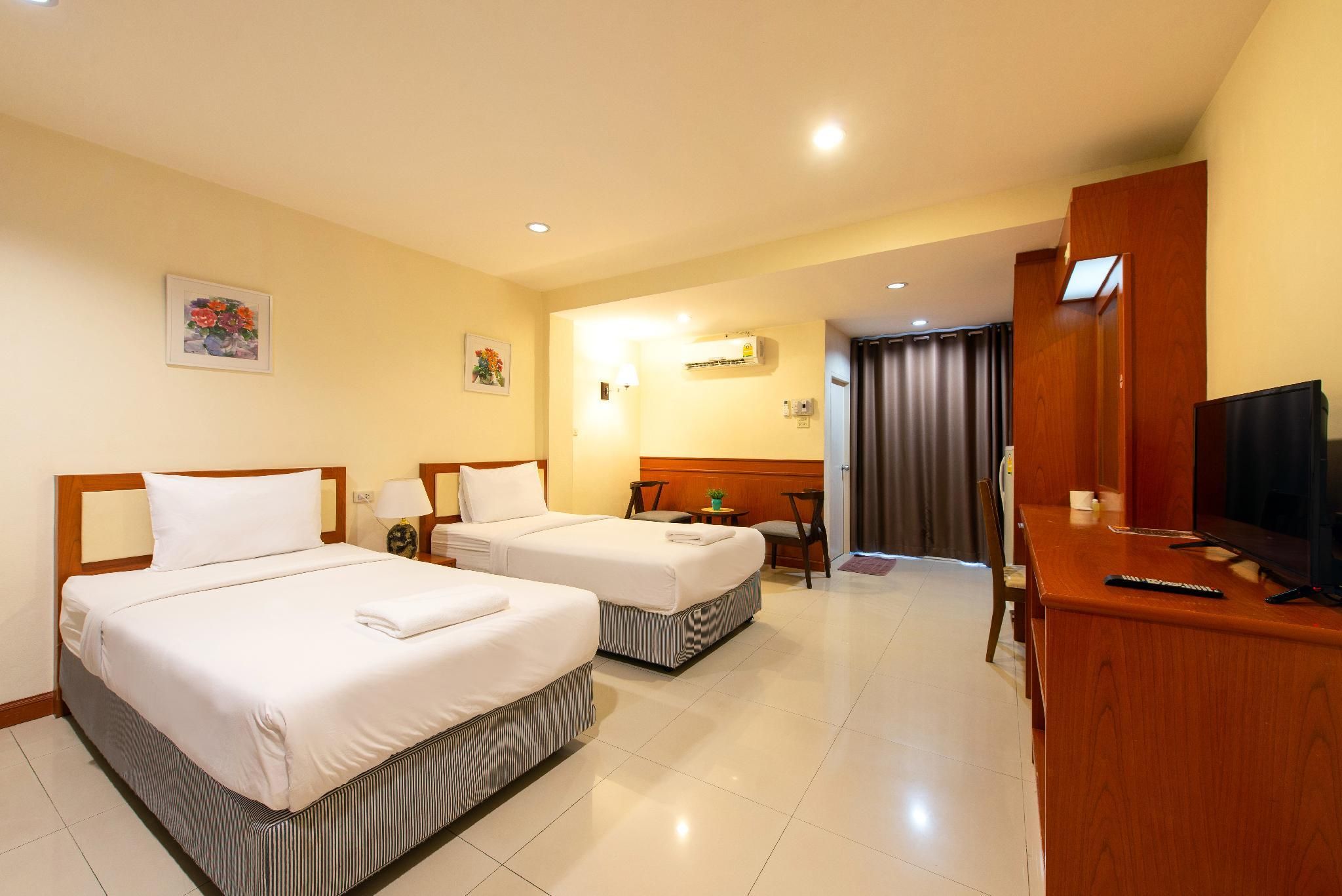 Standard Twin Bed