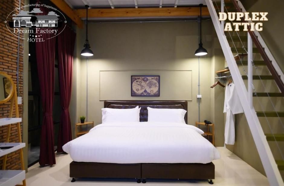Duplex Room