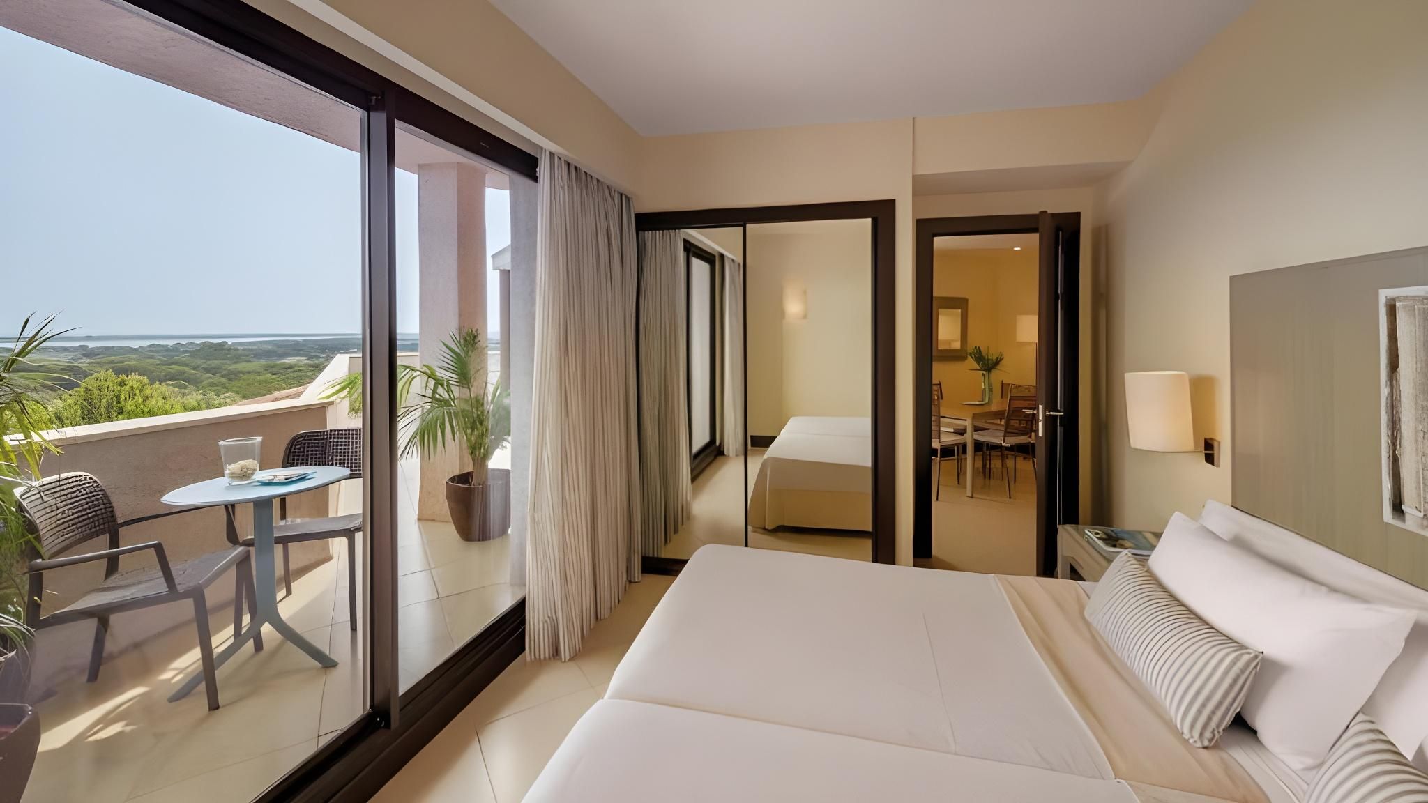 2-Bedroom Apartment for 4 Adults and 1 Child