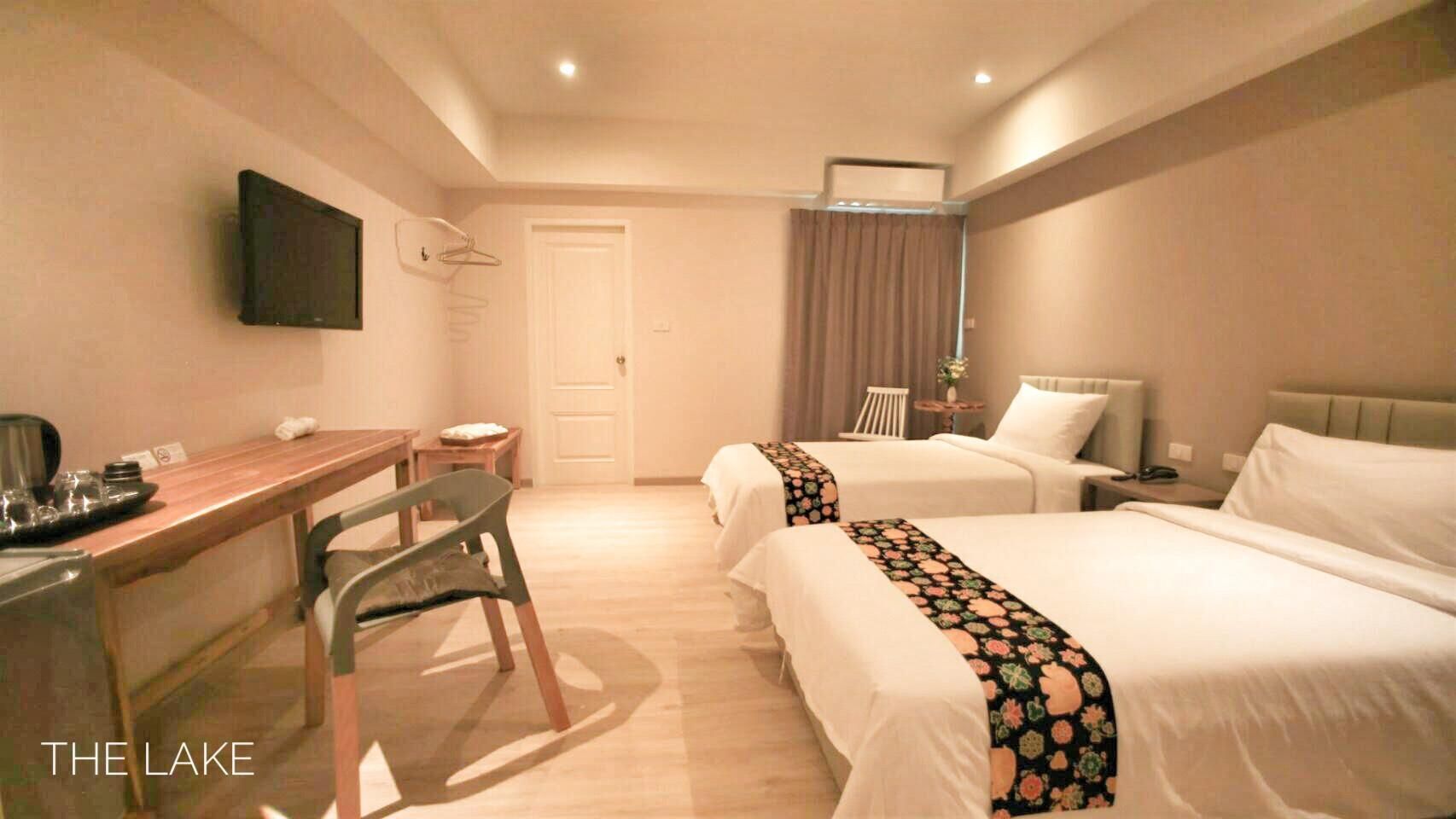 The Lake Udon Superior Twin