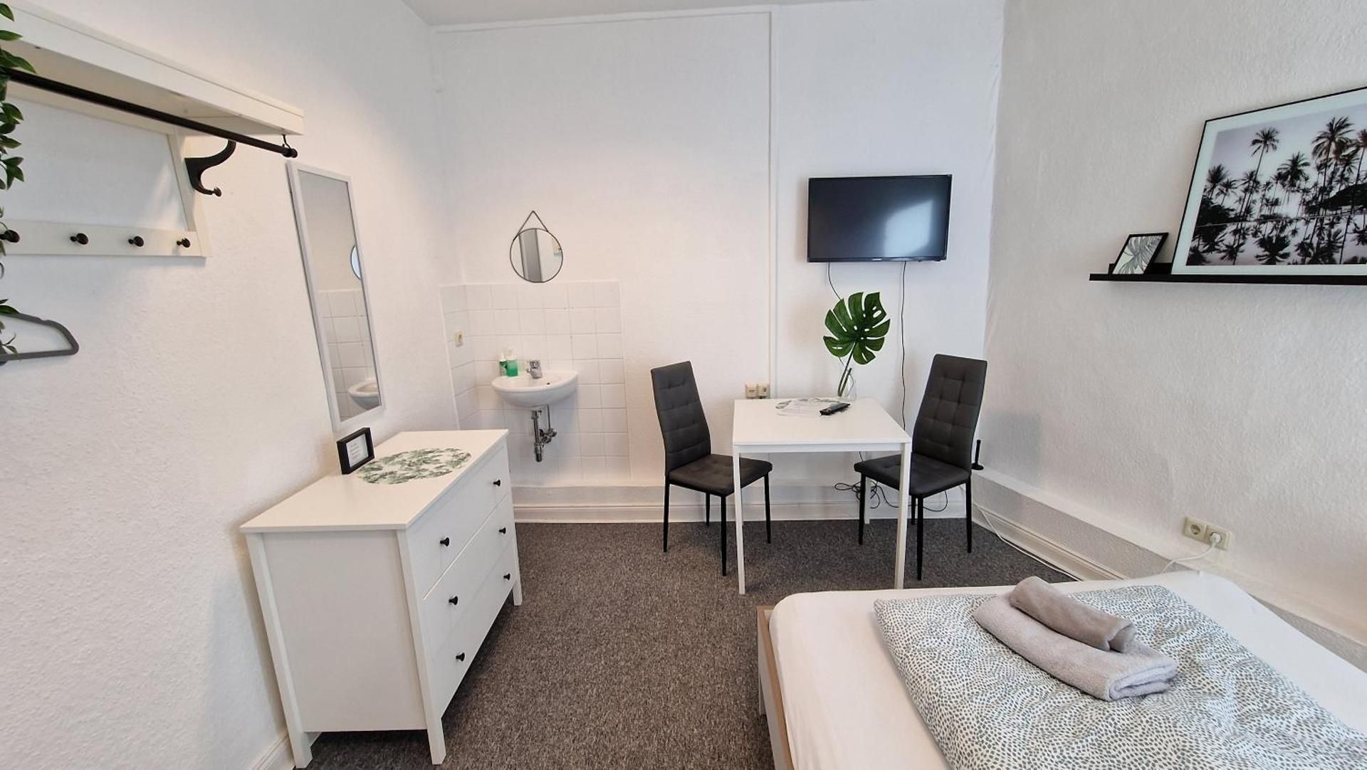 Standard Double Room with Shared Bathroom