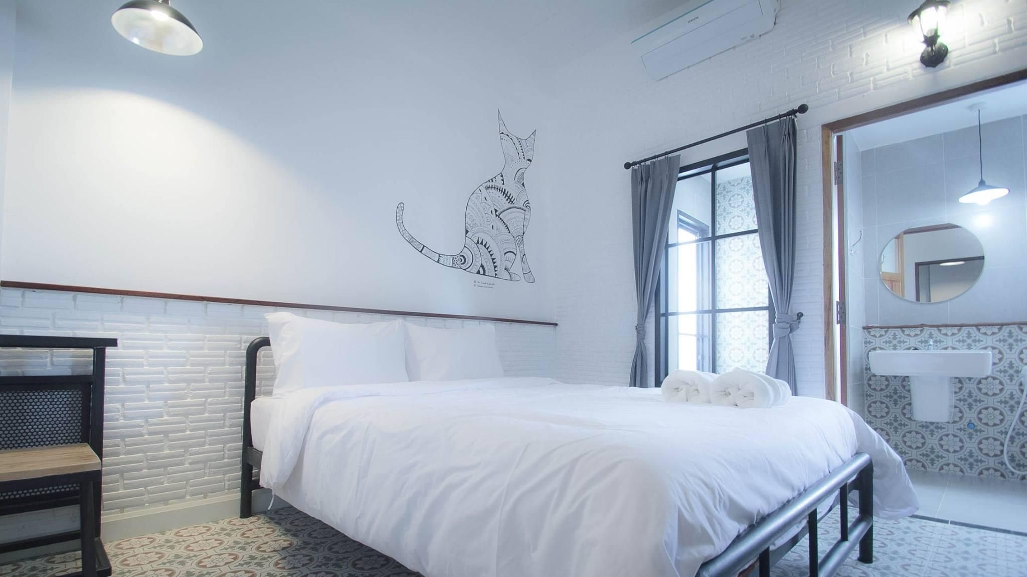 V1 Room Hotel Standard Room 2