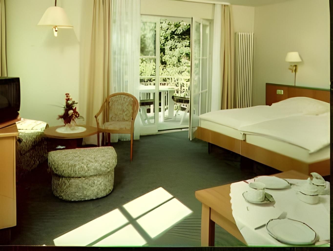 Apartment (2 Adults) with Balcony