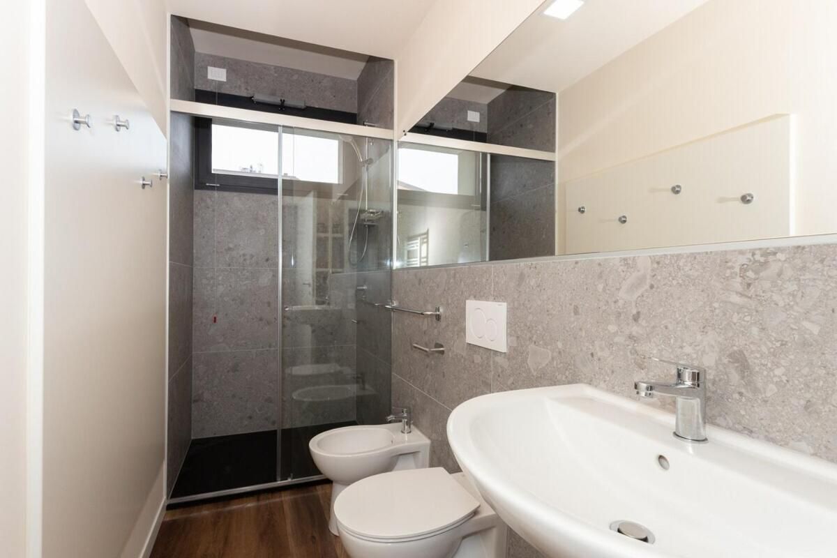 Palazzo Mazzini One-Bedroom Apartment 2