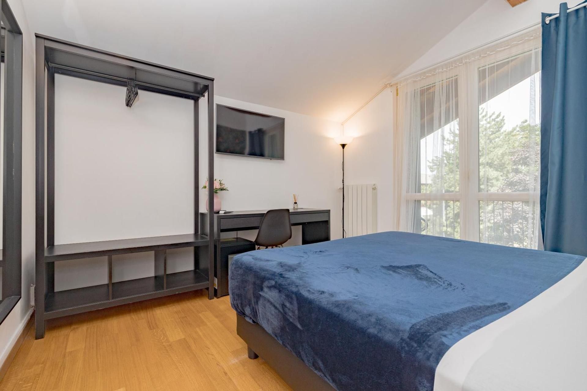 Deluxe Double or Twin Room with Balcony