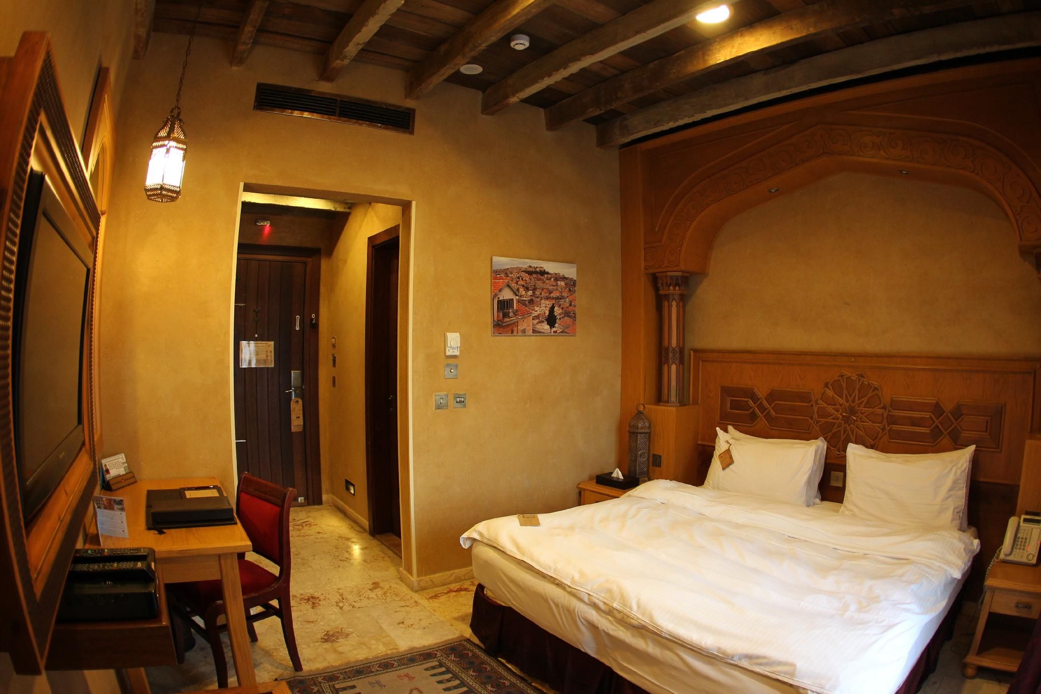 Assaha Hotel Standard Double 3