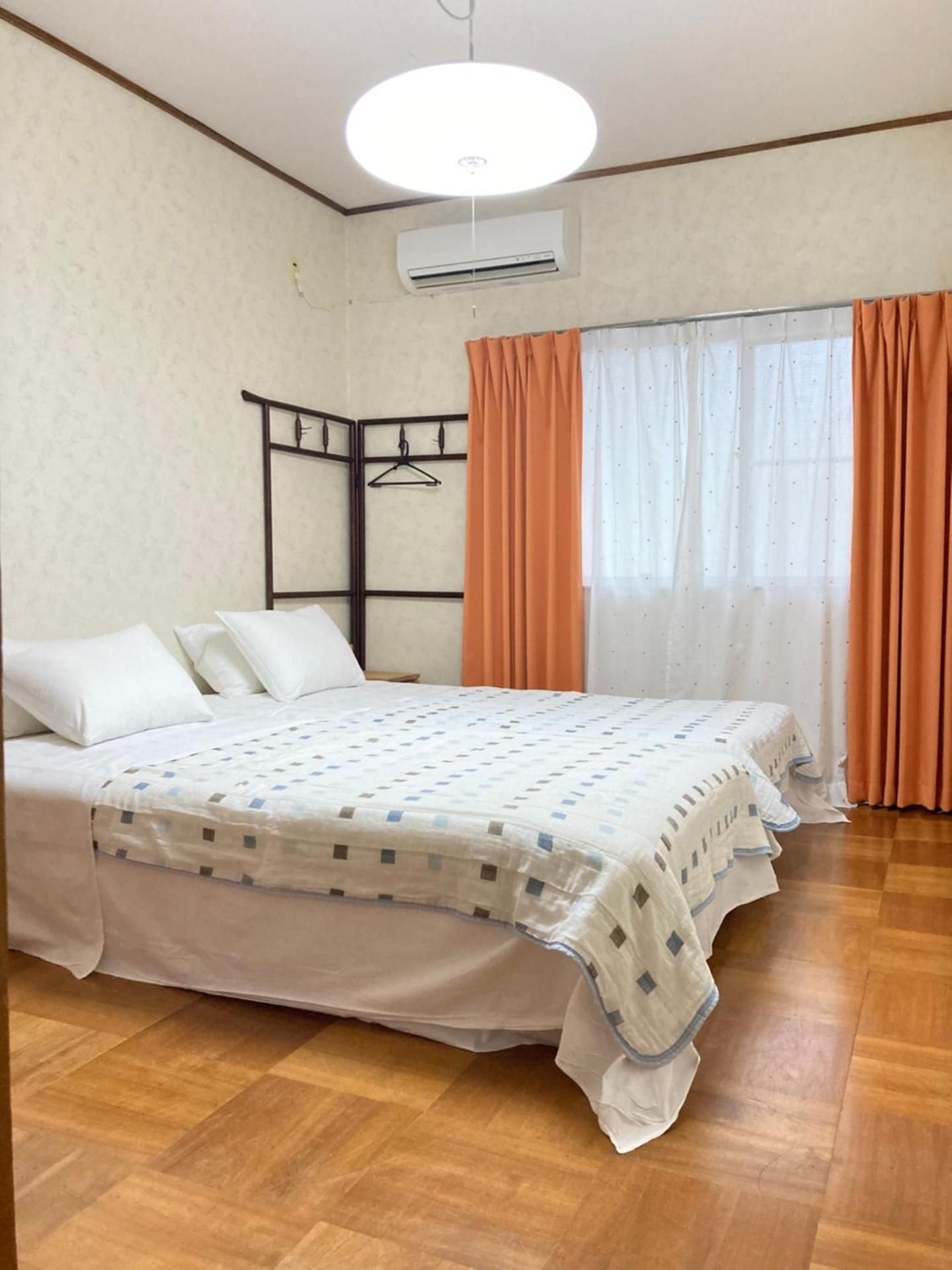 Twin Room with Shared Bathroom