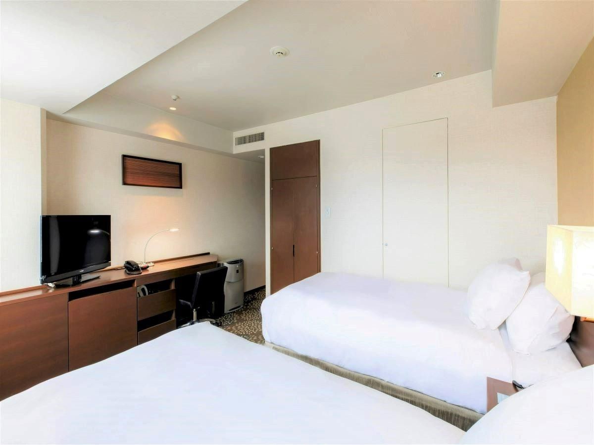 2 Single Beds Standard Castle View