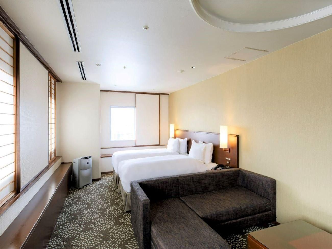 2 Single Bed Suite Non-Smoking