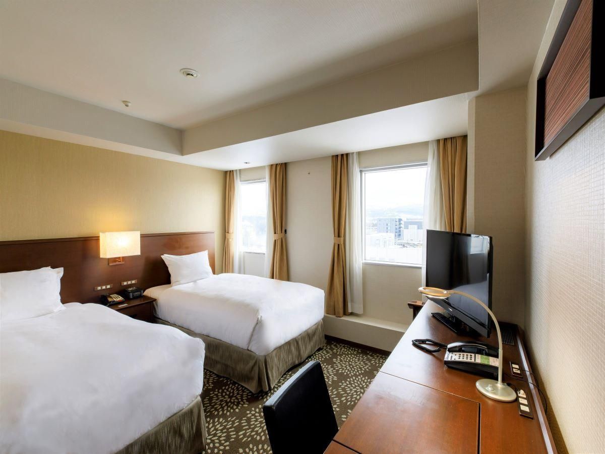 2 Single Beds Standard Castle View