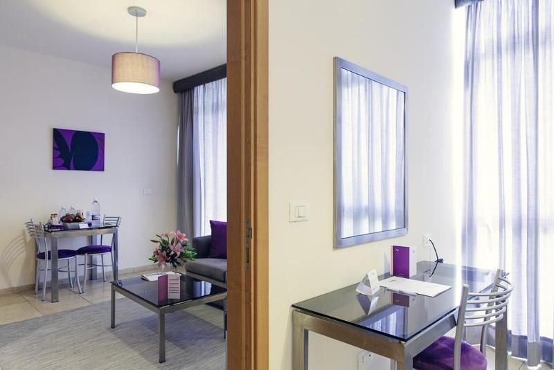 23873123db476f3c98ad39b5d9c6011a