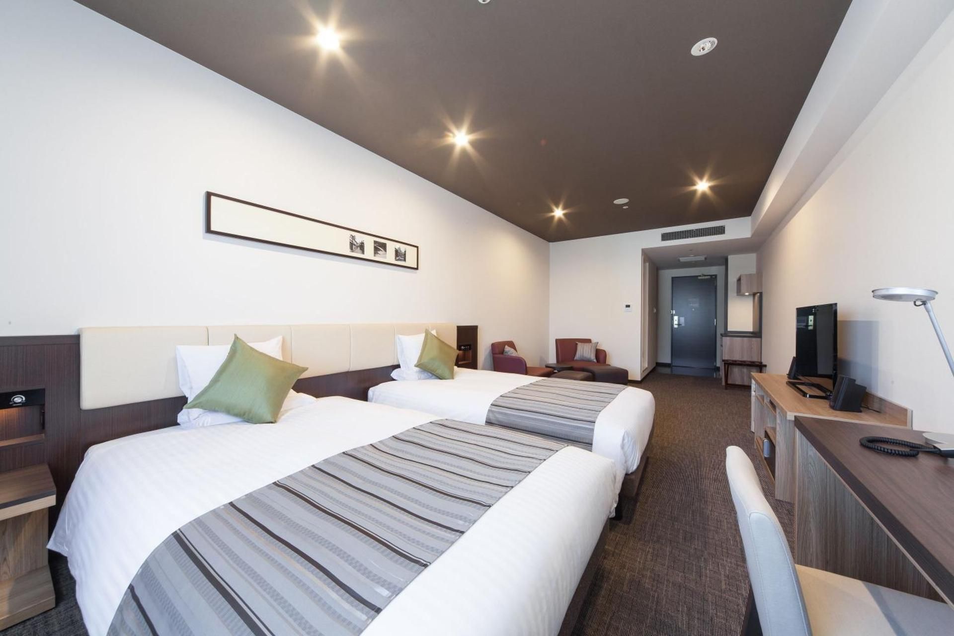 Deluxe Twin Room - Non-Smoking - Eco Plan - No Room Cleaning Service