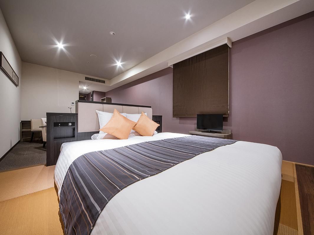 Deluxe King Room - Non Smoking