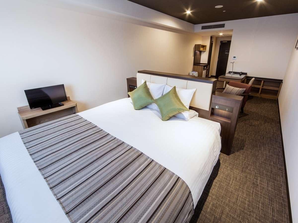 Eco Plan - Superior King Room - Non-Smoking House Keeping is Optional with Additional Cost