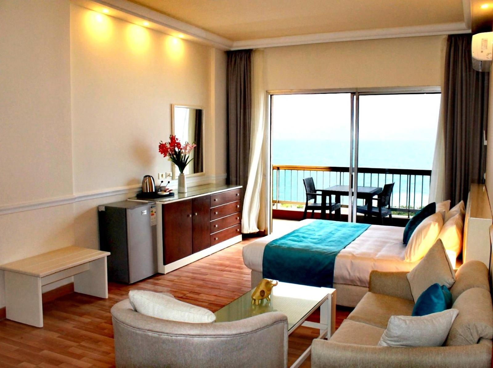 Suite Sea View for 2 Adults