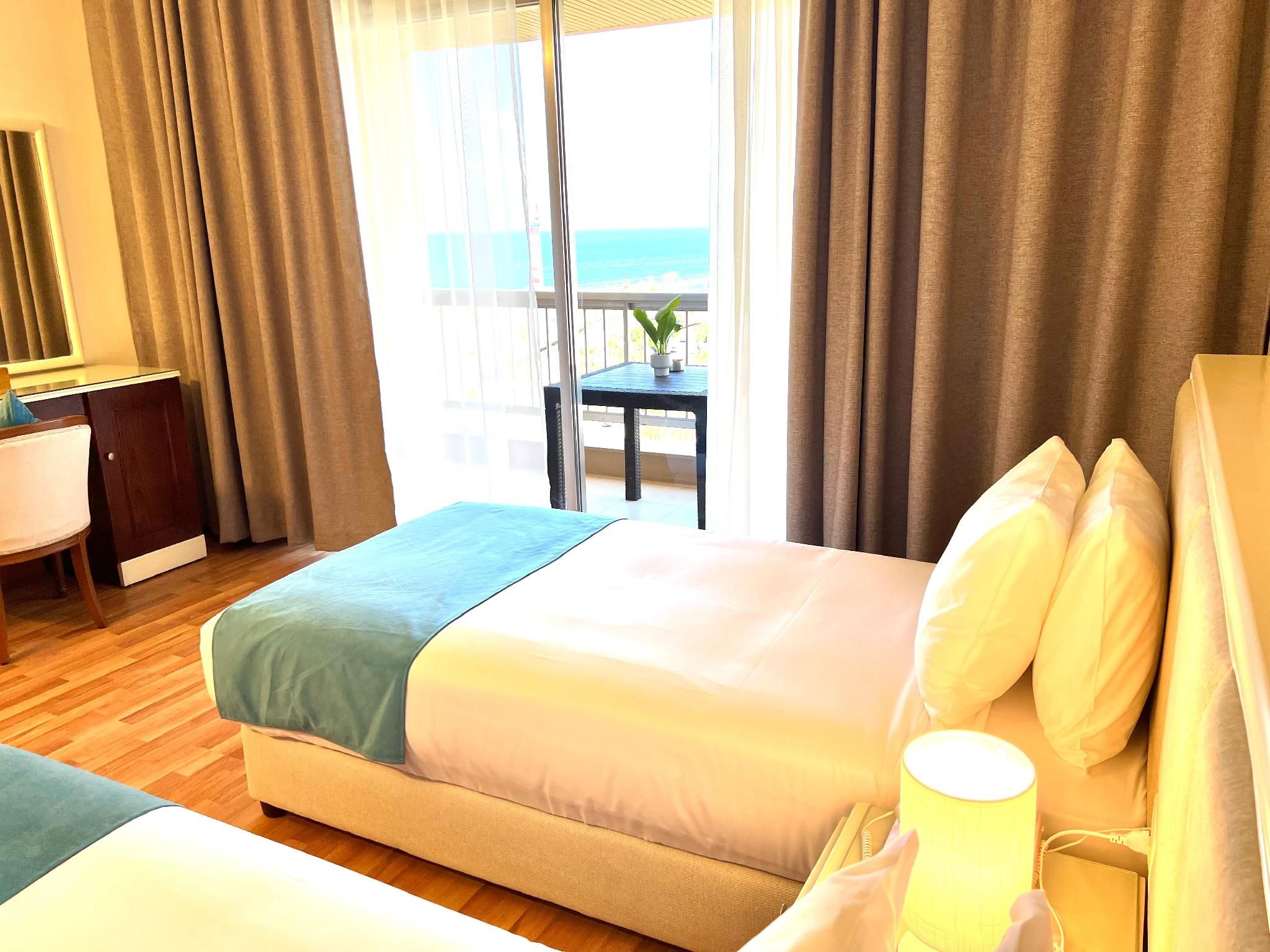 Deluxe Double or Twin Room Sea View