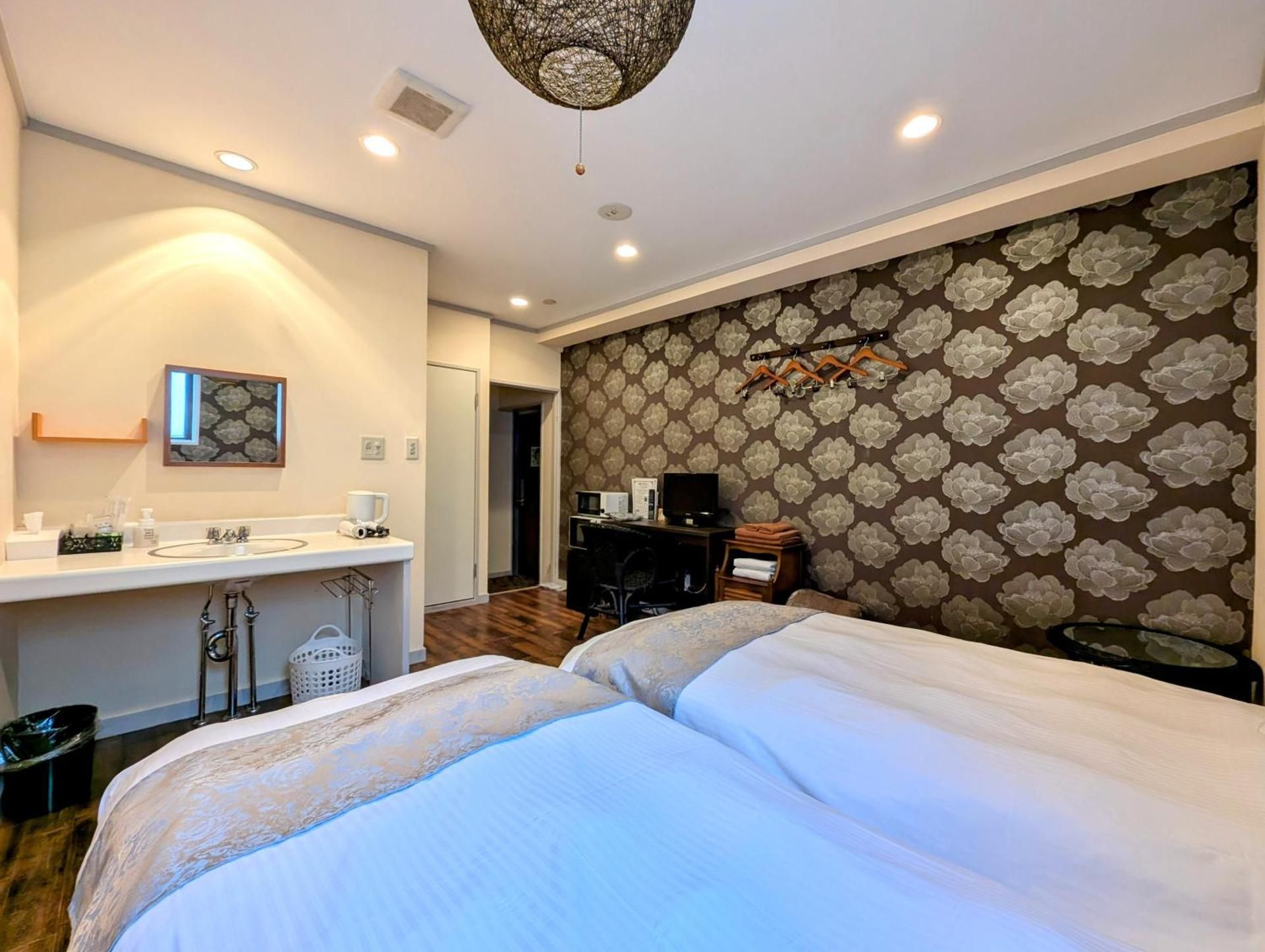 Moderate Twin Room with Two Single Beds