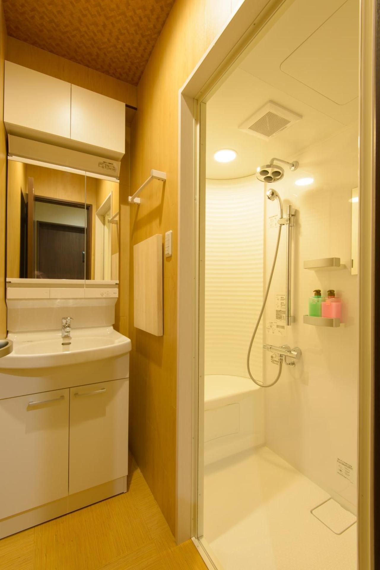 Quadruple Room with Shared Bathroom