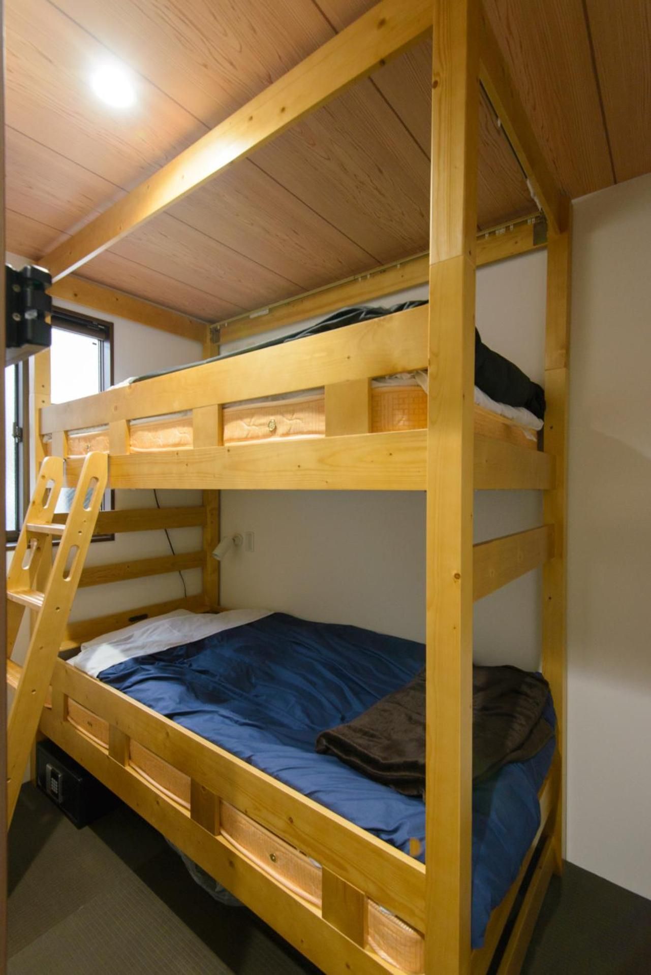 Economy Twin Room