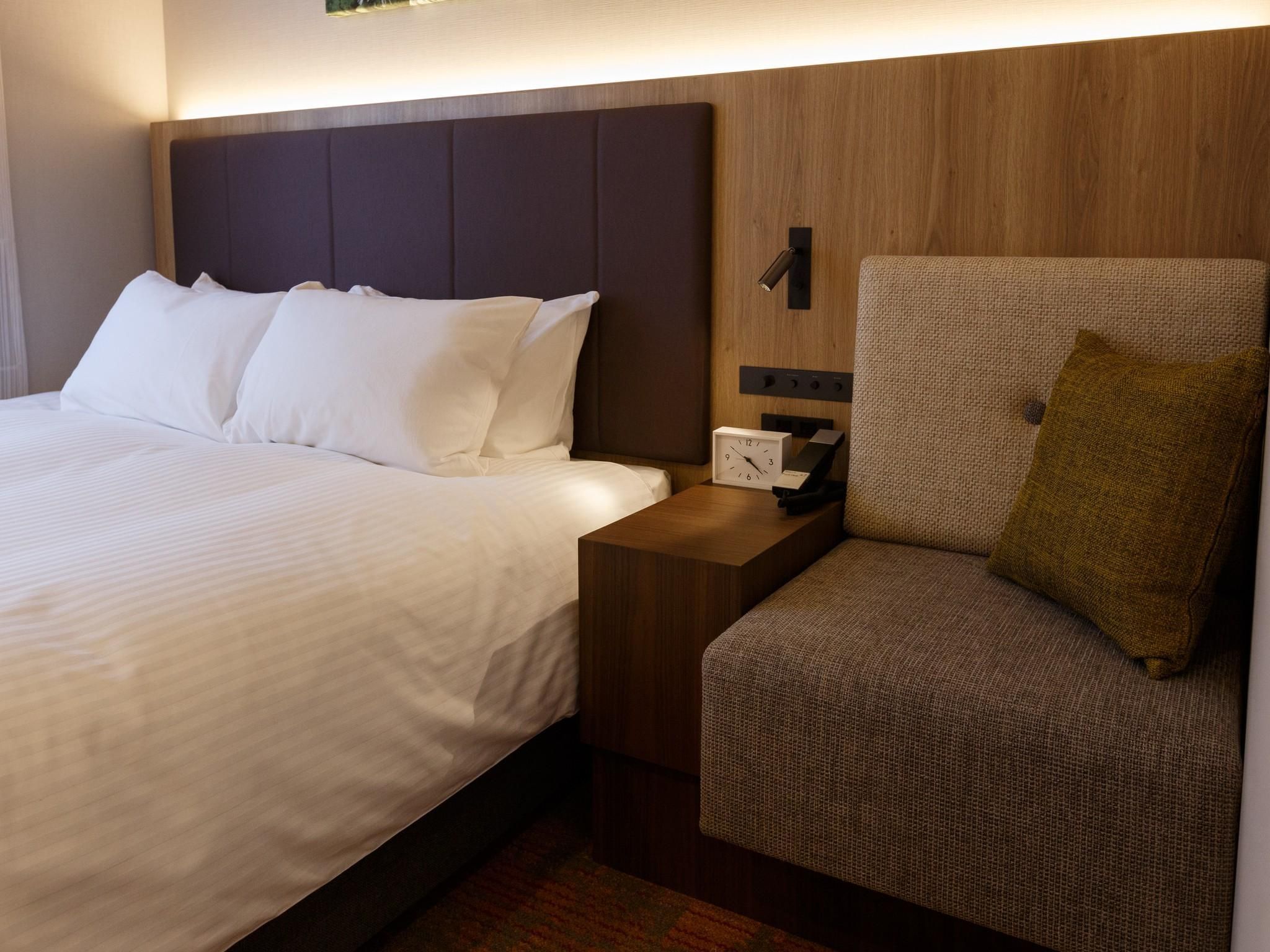 Refresh Single Room - Non-Smoking