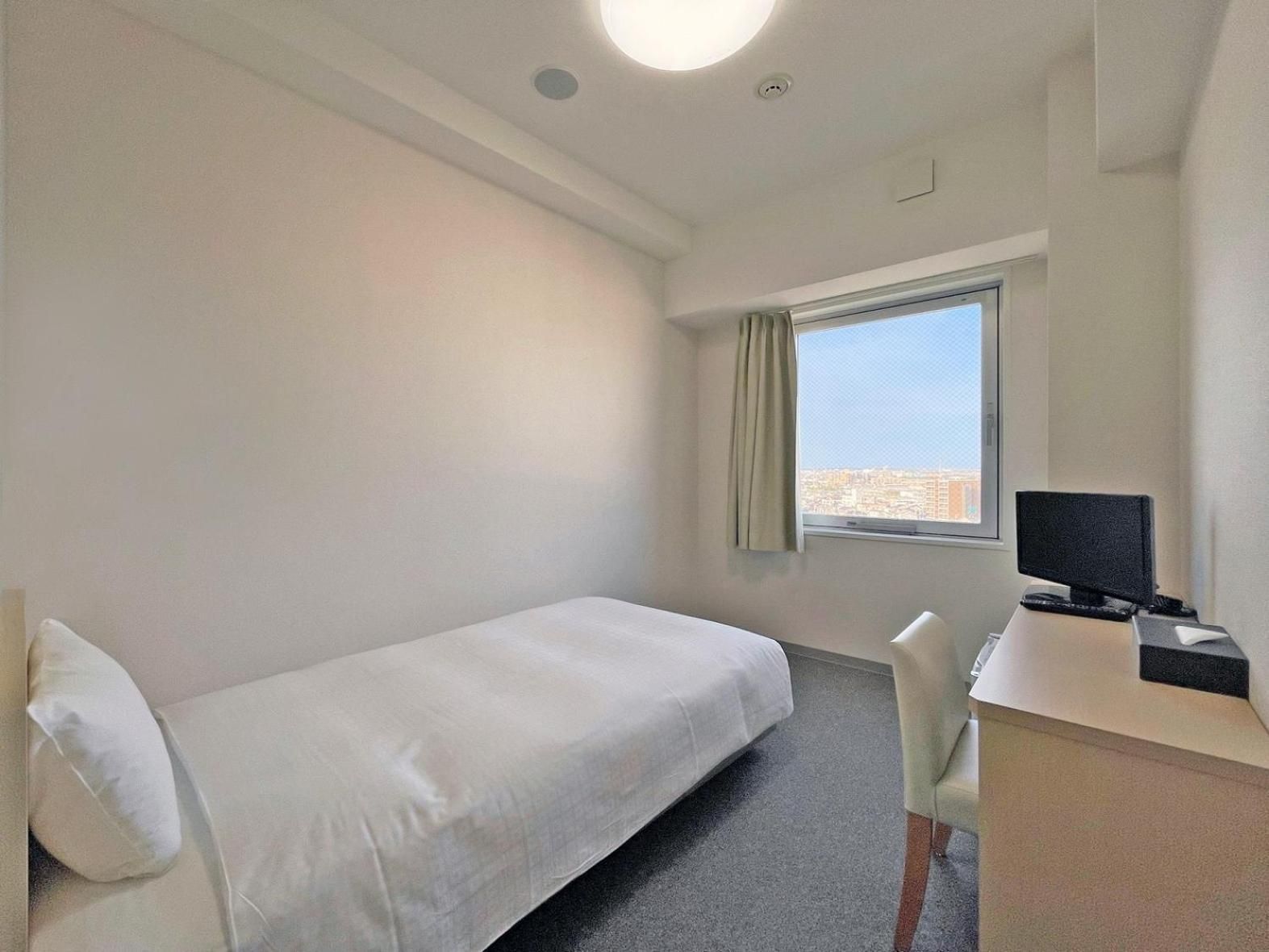 Standard Single Room - Non-Smoking